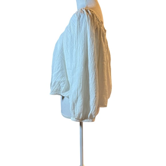 ❗️SOLD❗️We The Free Cream Blousy Crop Top - Picture 3 of 10